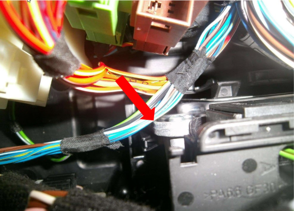 A close-up of a computer
AI-generated content may be incorrect.