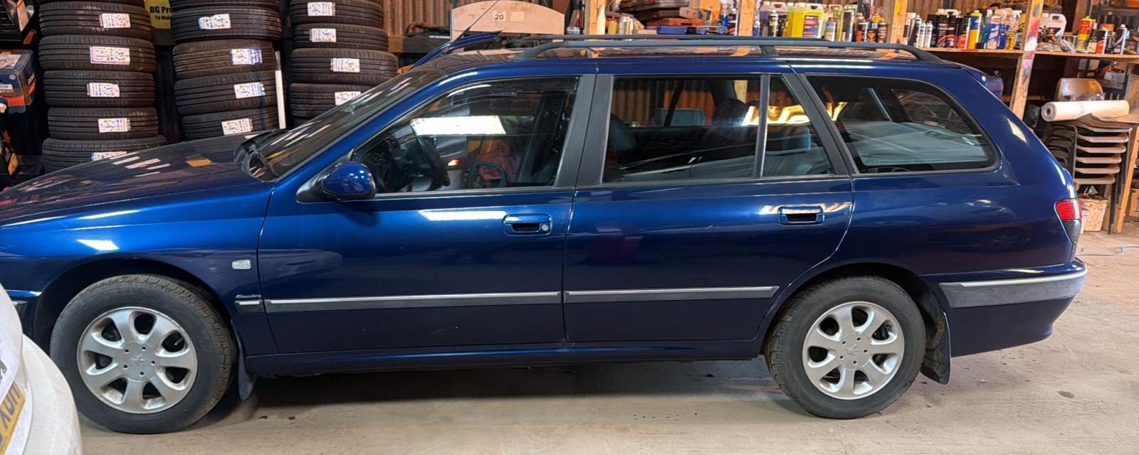 Peugeot_2001