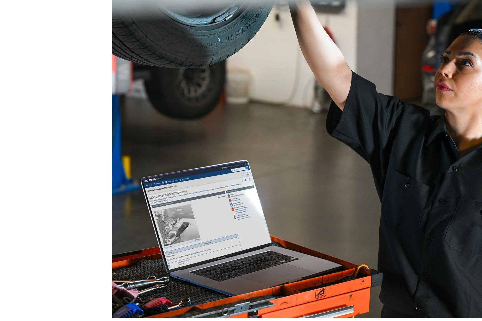 Search by vehicle engine