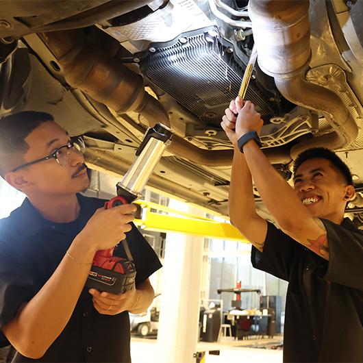 Auto Technicians